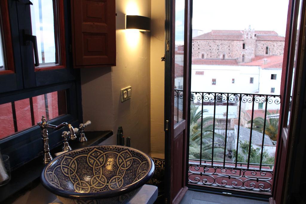 Hotel La Boheme Caces Pokoj fotografie